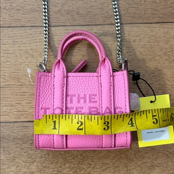 Marc Jacobs The Nano Tote Crossbody Bag In Bow Pink NWT Sold Out Viral Mini Luxe - Picture 4 of 16